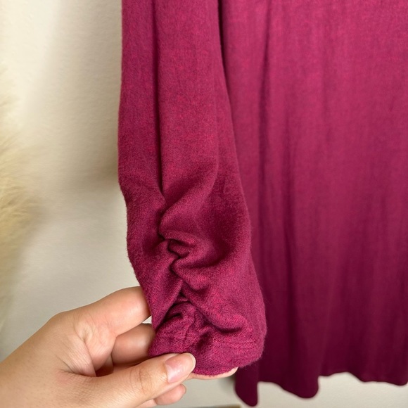 New with tags plus size studio B, long sleeve, mid, knit dress - Picture 5 of 12